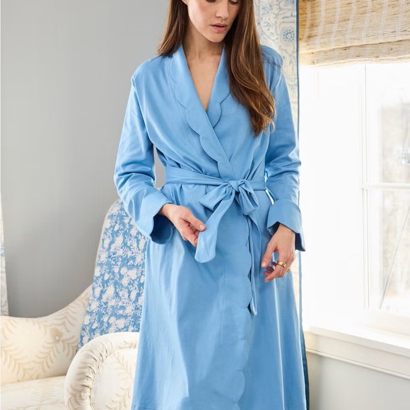 LAKE Other - Pima Serene Blue Scalloped Matrnity Robe/ Post bump
